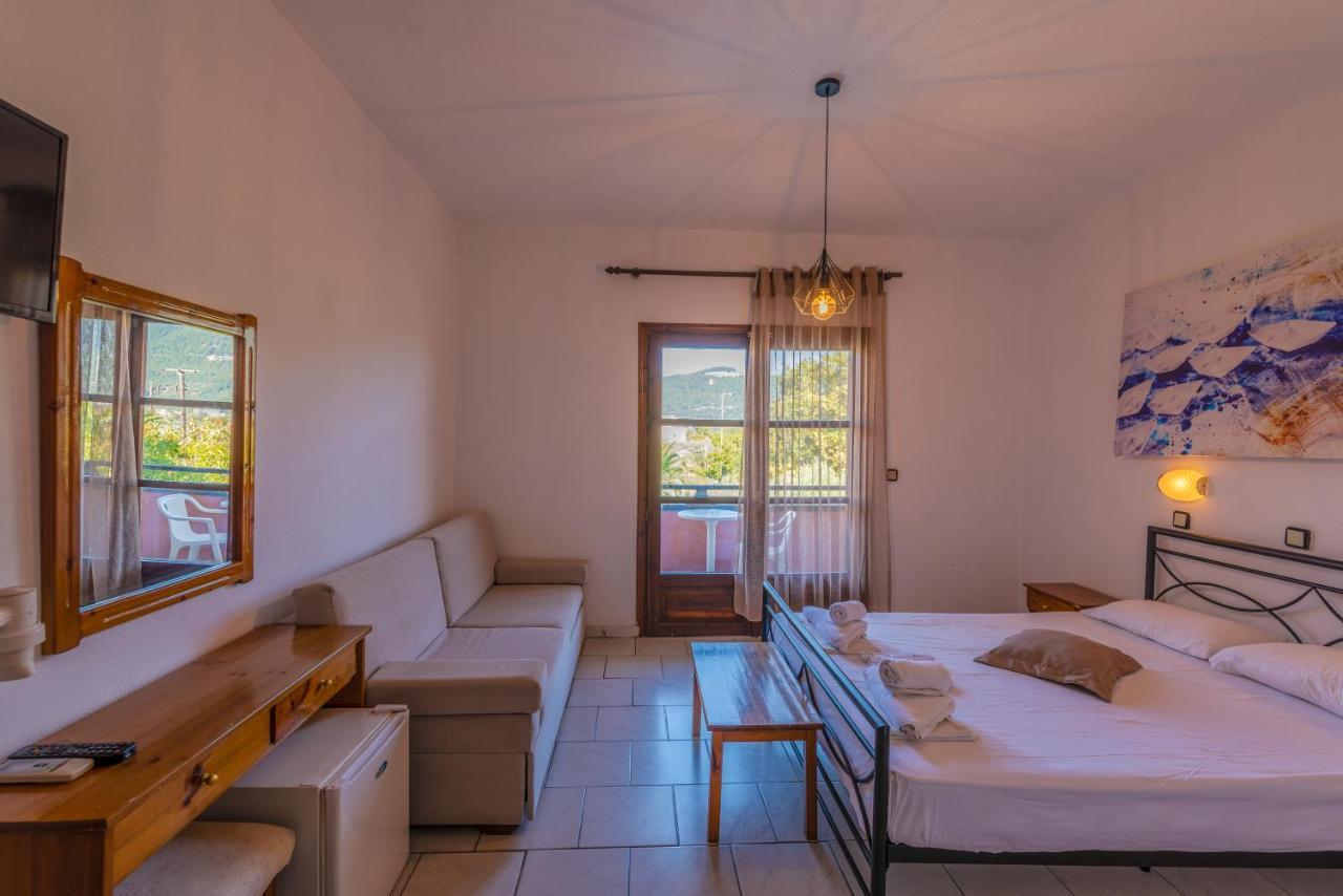 Natasa Hotel Skala Potamia  Extérieur photo