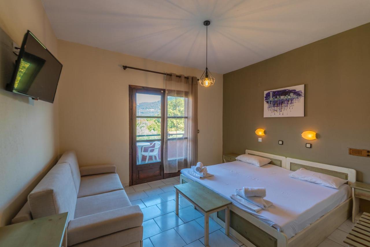 Natasa Hotel Skala Potamia  Extérieur photo