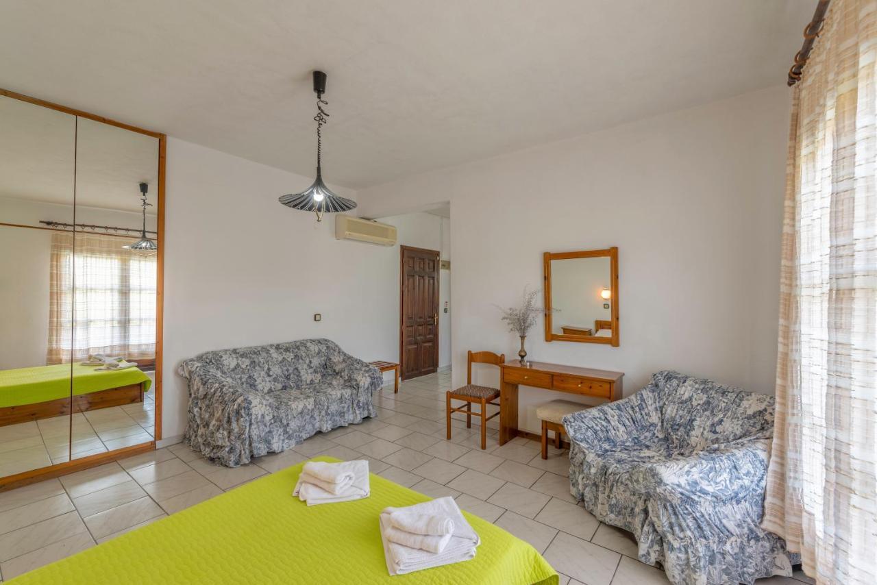 Natasa Hotel Skala Potamia  Extérieur photo